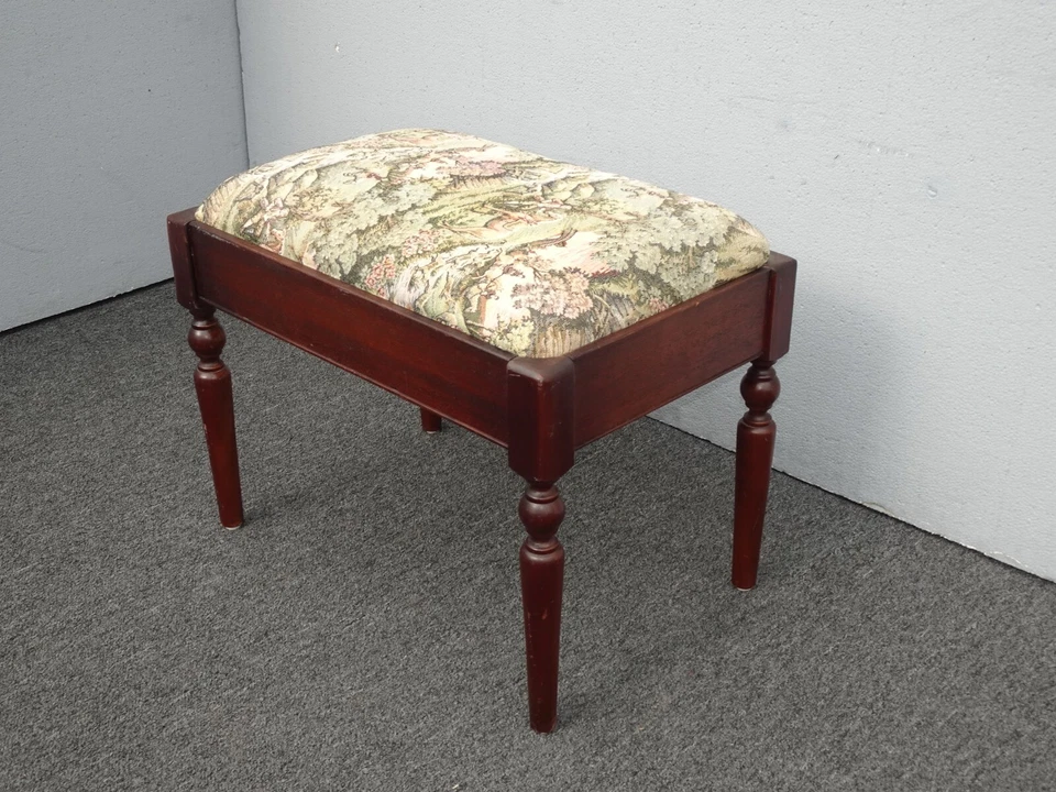 Taburete de banco de tapiz francés vintage ~ Campestre Caballos Cruzando Vapores Foto 2 de 4
