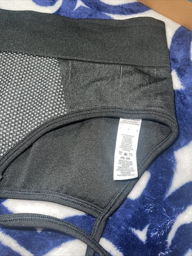 Girl's Youth Nike Dri-Fit Indy Light Support Sports Bra (36) - Picture 3 of 3