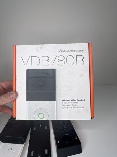 Alarm.Com VDB780B Telecamera di ricambio per videocitofono wireless 1080p Wi-Fi - Foto 5 di 6
