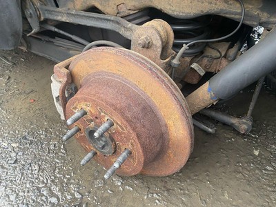 GMC Yukon XL Rear Axle Assy 07 08 10 Bolt 8 1/2 Ring 3.73 Ratio Locking Diff 4x4
