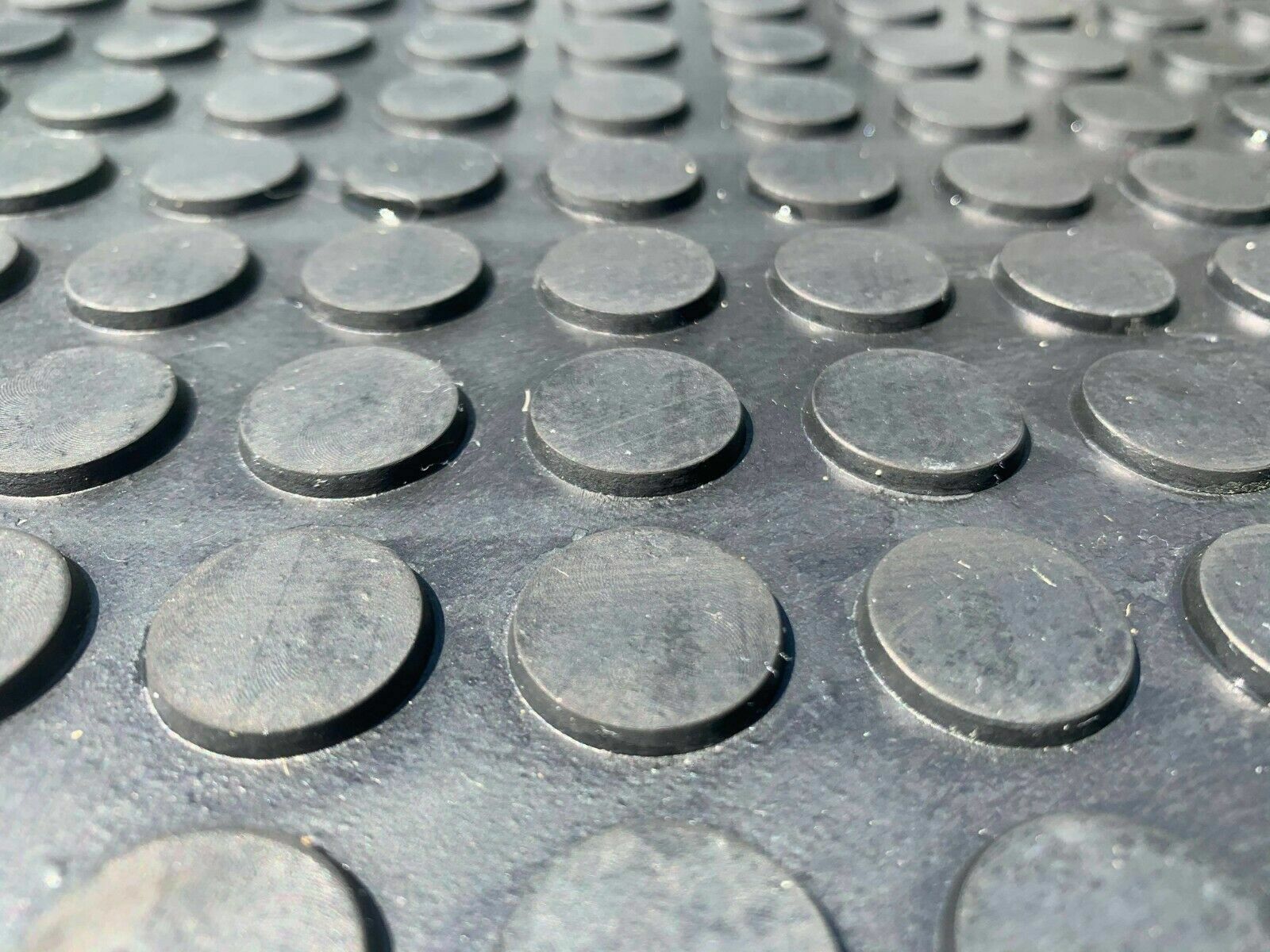 Commercial or Home Gym Flooring Garage Weight Mat Tile Stud Embossed