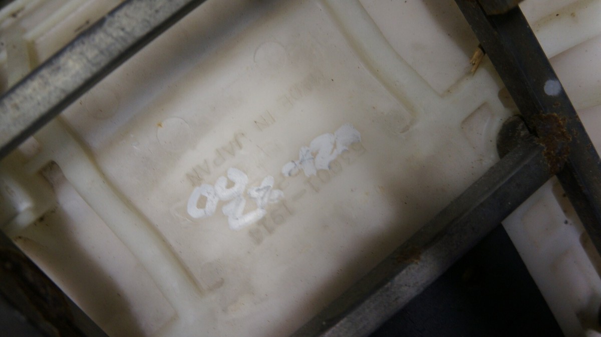 00-05 Kawasaki Ninja ZX12 R Front Driver Seat Pan Saddle OEM