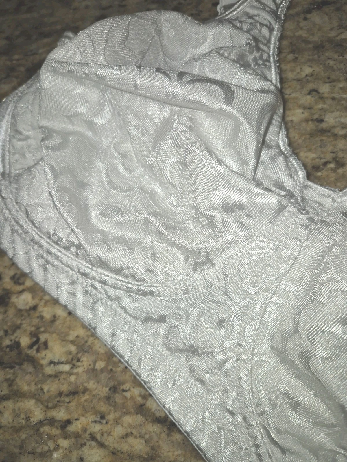 Picture 4 of 9