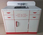 Vintage Wolverine Supply & Mfg Co Tin Litho Toy Kitchen Sink White & Red U.S.A.