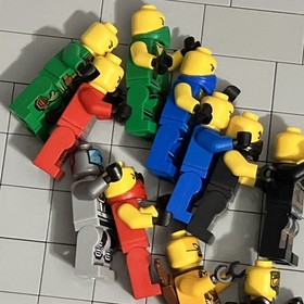 LEGO&reg; Minifigure Lloyd Jungle Knee Pads Tournament 70749 Ninjago H2 3