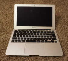 Apple MacBook Air 2010 13 inch, no battery, powers on