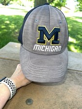 University of Michigan Knit Gray, Navy blue Yellow Hat Cap One-Fit Stretch Band