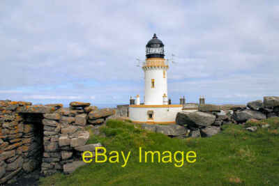 Photo 6x4 Entrance to Dun Sron an Duin, Berneray Du00f9n Briste (Fort) J c2006