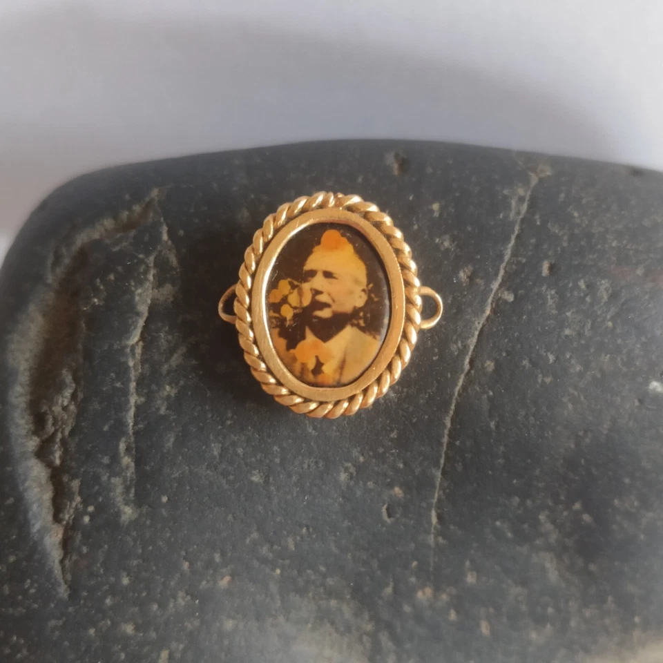 Pendentif Ancien /Vintage En Or 750‰ (18K) Médaillon /Porte Photo /Noir Et Blanc - Photo 3/4