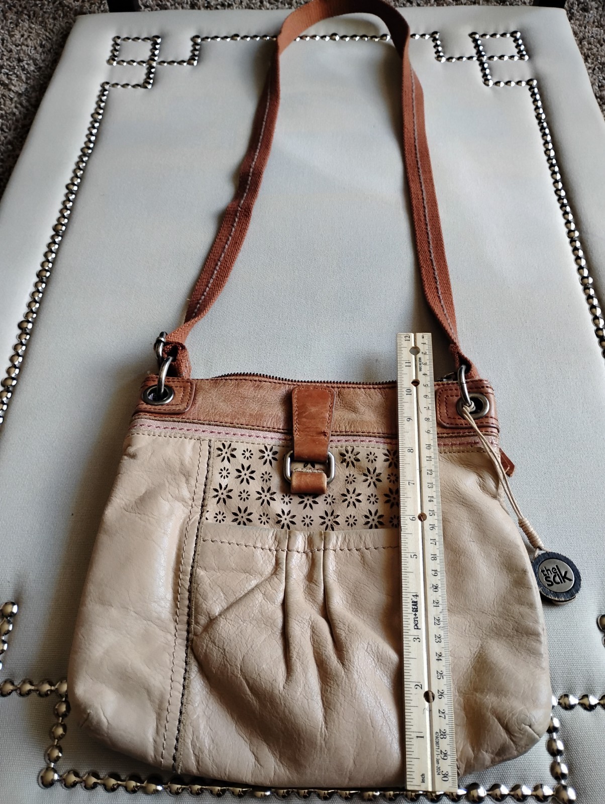 The Sak Kendra Pebbled Leather Crossbody Bag Purse Canvas Strap Beige Brown Pink