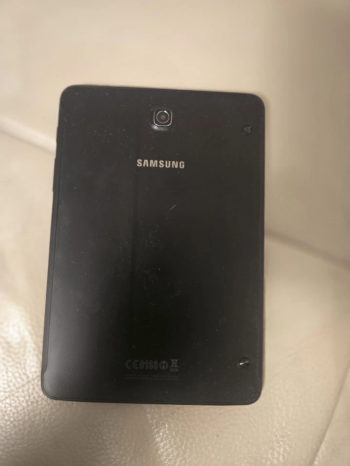 Samsung Galaxy Tab S2 · 32GB · Wi-Fi + Cellular, photo 3 of 5