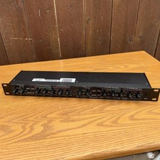 Vintage Alesis 3630 Compressor Dual Channel Rack Limiter Gate Pro Audio Black