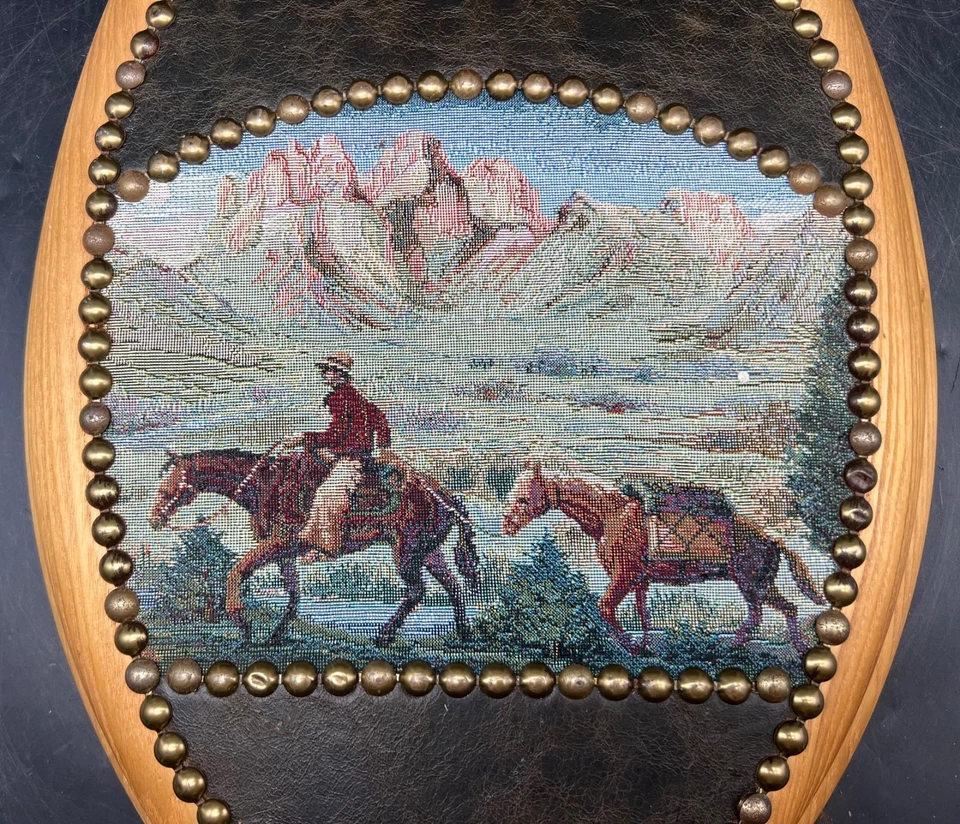 Tapa de asiento de inodoro vintage Mayfair Western cuero vaquero sendero tapiz roble Foto 3 de 4