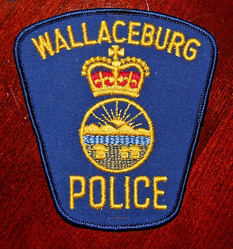 WALLACEBURG ONTARIO POLICE SHOULDER PATCH