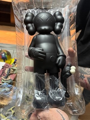 kaws companion 2020 black