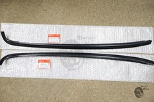 Honda Civic Eg 1992-1995 Front Windshield Molding Set Genuine 73162-sr3-003 New
