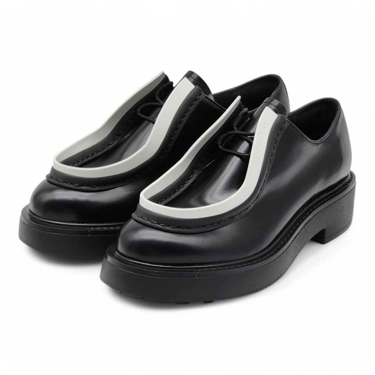ローファー・オックスフォード PRADA DIAPASON DERBY SHOES IN BRUSHED LEATHER Prada Men's Diapason Opaque Brushed Leather Derby Shoes