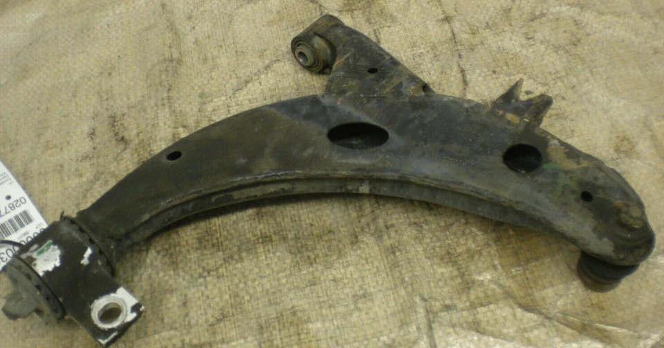 2003-06 SUBARU BAJA LADO DEL CONDUCTOR IZQUIERDO BRAZO DE CONTROL INFERIOR OEM P/N 20200AC210F Foto 4 de 4