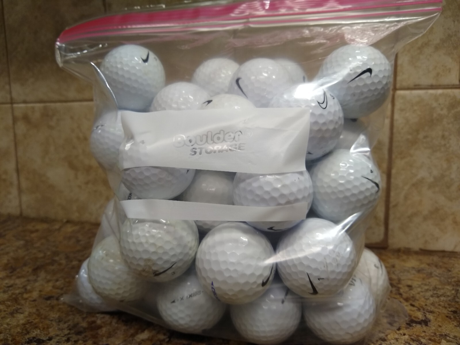 50 NIKE Premium Golf Balls, used/bulk, incl. 3 TOUR ACCURACY TW (Tiger Woods)!