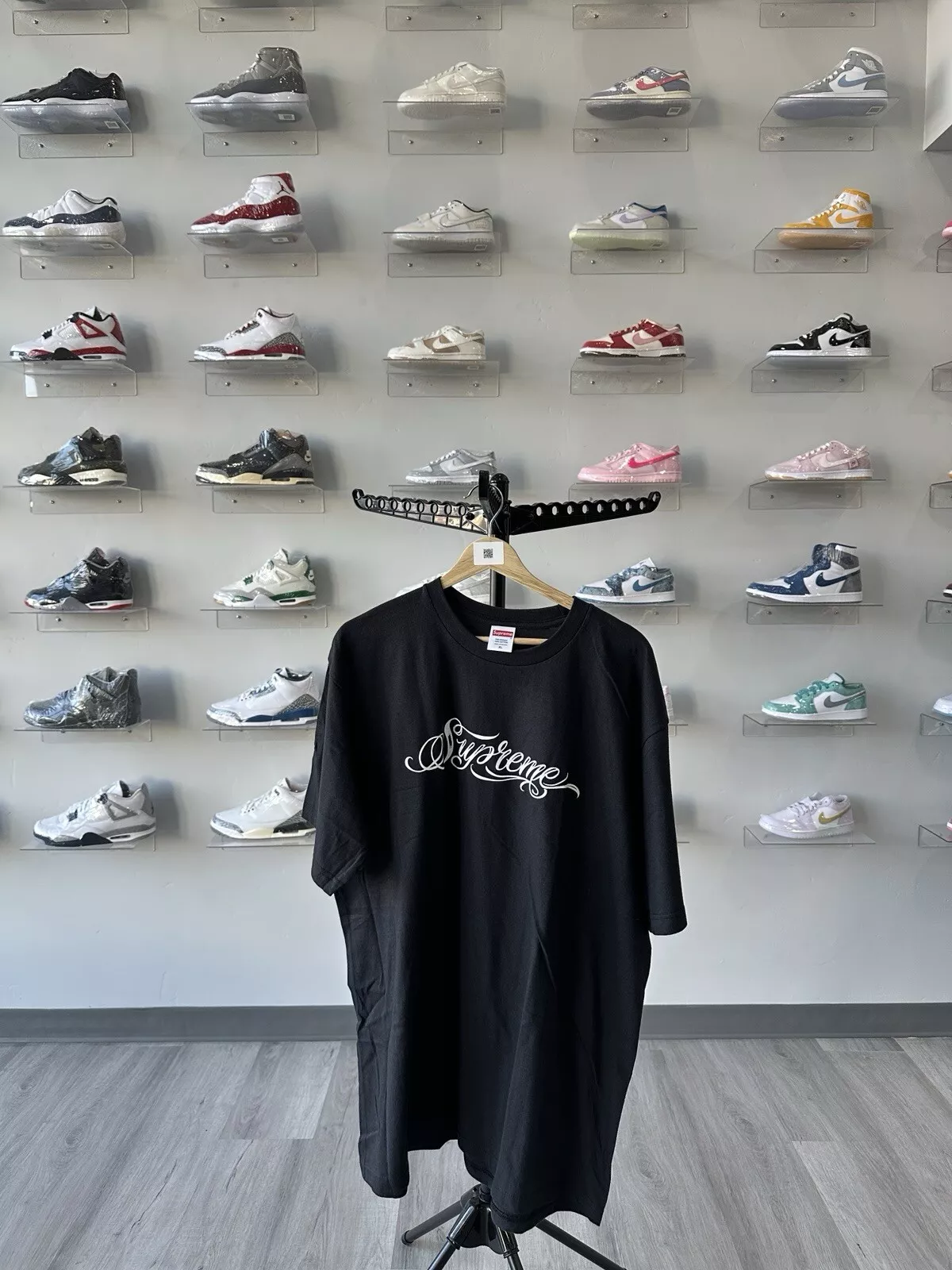 T shirt noir Supreme Script neuf taille XL