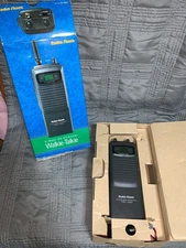 Vintage Radio Shack TRC-225 40 Channel CB Transceiver Walkie Talkie Adapter Box 