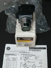 General Electric CR104PBL00G3S8 Illum Pushbutton 24V AC/DC Green CR104PBL00A3S8