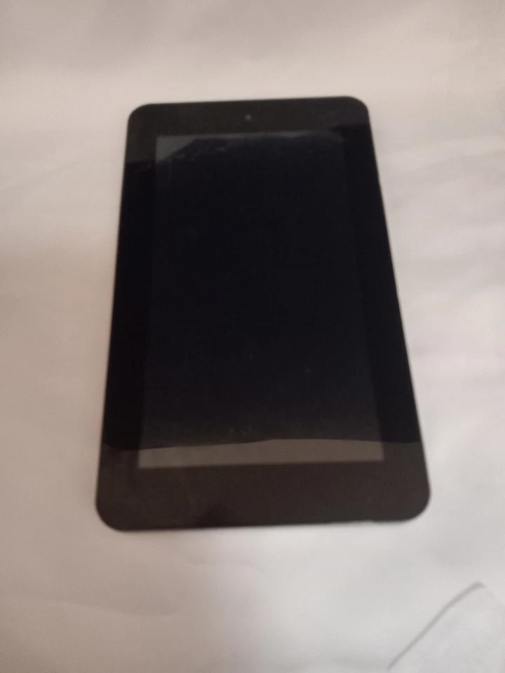 Hp Slate 7 Beats Audio Grey Tablet 8GB Not Working. Does Not Charge/Power On - Image 2 of 2