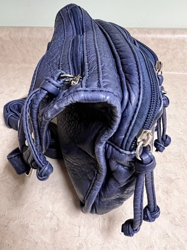 NEW MKF Mia K Farrow Blue Leather Purse Small Compact Crossbody Handbag - Picture 5 of 11