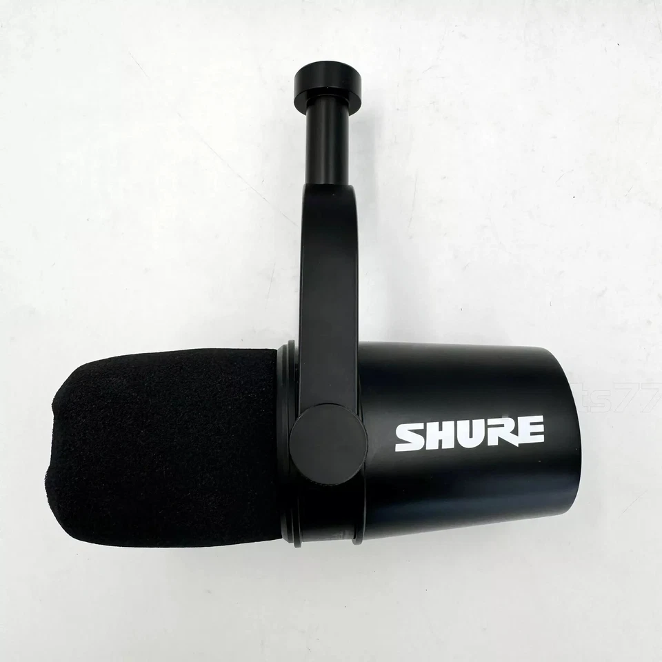 NEW Shure MV7 Cardioid Dynamic Vocal / Broadcast Microphone USB & XLR Outputs - Image 3 of 4
