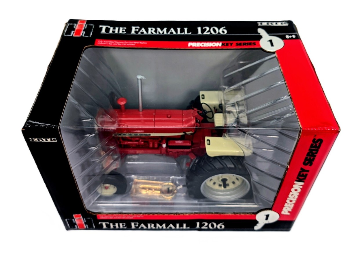Knoll トラクター　模型 New Holland T8.435 SmartTrax トラクター 農業機械 / ERTL 1/32 模型