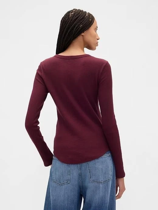 Camiseta para mujer Gap punto gofre cuello redondo tallas S. M. L. XL.XXL - rojo toscano Foto 2 de 4