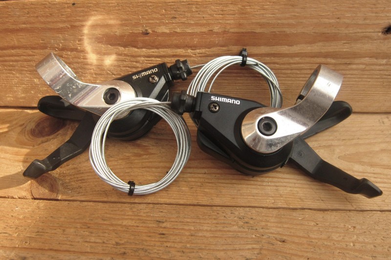 Shimano 3 x 8 speed gear shifters , new gear cables fitted .. SL-MC38