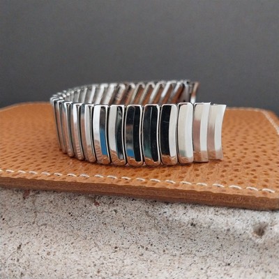 5/8'' Stainless Steel Scallop Link JB Champion Unused 1950s Vintage Watch Band