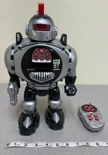 RARE SIMBA TOYS PLANET FIGHTER CYBERBOT ROBOT w/ REMOTE LIGHTS SOUNDS MOVES