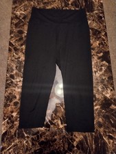 Tummy control capri yoga leggings