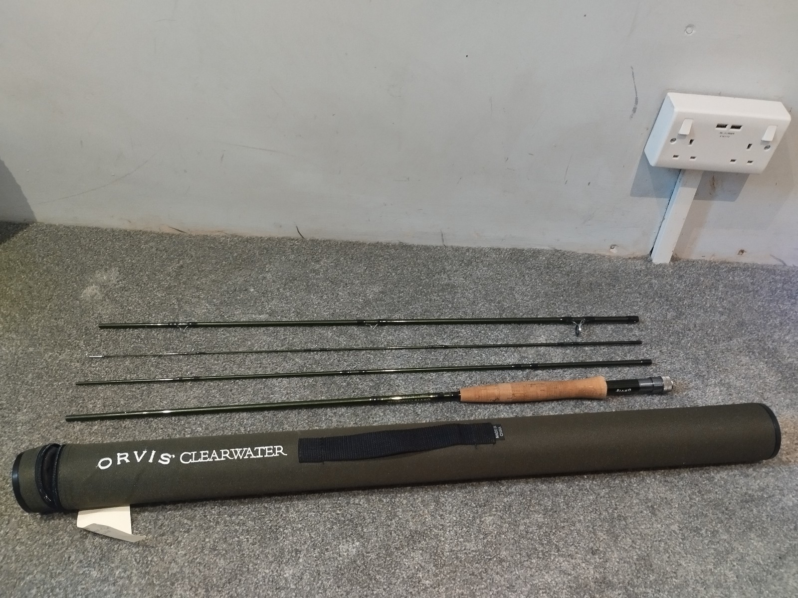 Orvis Clearwater 9ft 6wt fly rod (4 piece)