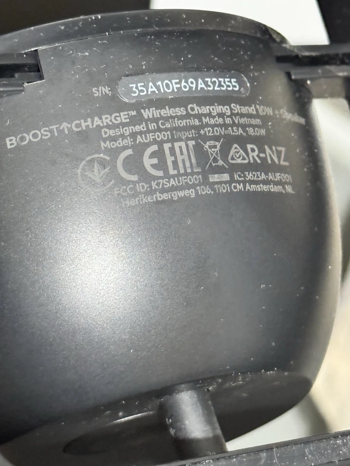 Soporte de carga inalámbrico Belkin Boost Charge 10W AUF001 Qi cargador rápido negro Foto 2 de 3