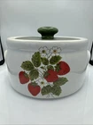 McCoy Country Strawberry MCM 2 Quart Round Covered Casserole Dish and Lid 1421
