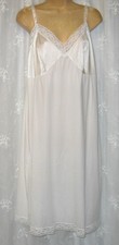 SZ 44 VTG VANITY FAIR SILKY NYLON SLIP LACE PIN UP GLAM SISSY GOWN FULL SLIP