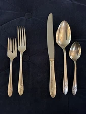 Oneida Community Tudor Silver Plate Flatware 5 Piece Place Setting