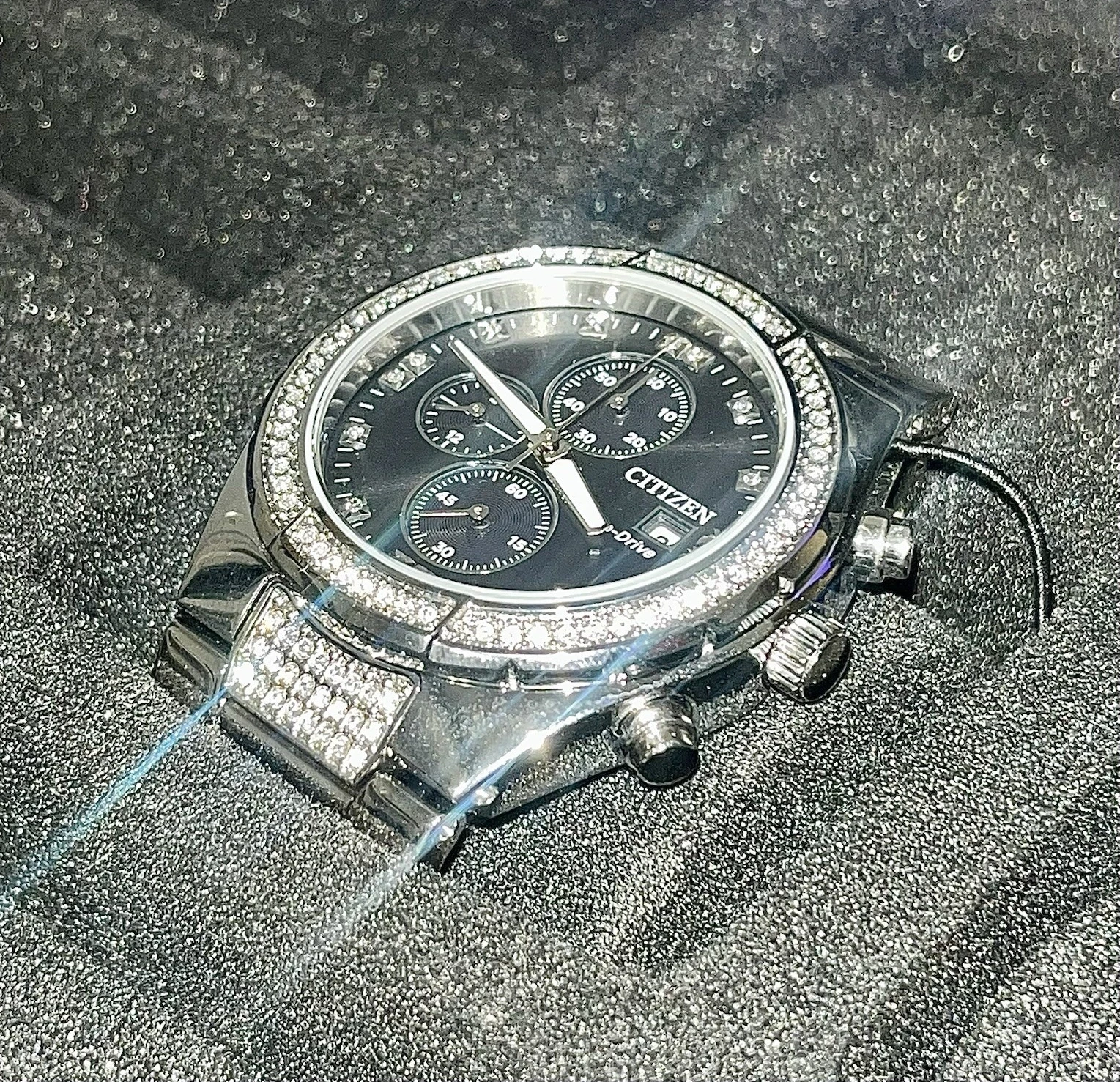 Citizen Eco-Drive Chronograph Date Black Dial Gem Bezel 42mm