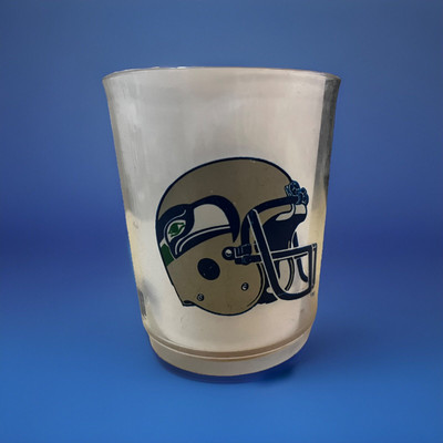 SEATTLE SEAHAWKS VINTAGE DRINKING PLASTIC CUP 