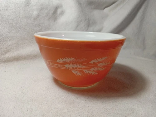 Vintage Pyrex Autumn Harvest Mixing Nesting Bowl 401 750mL Corning USA