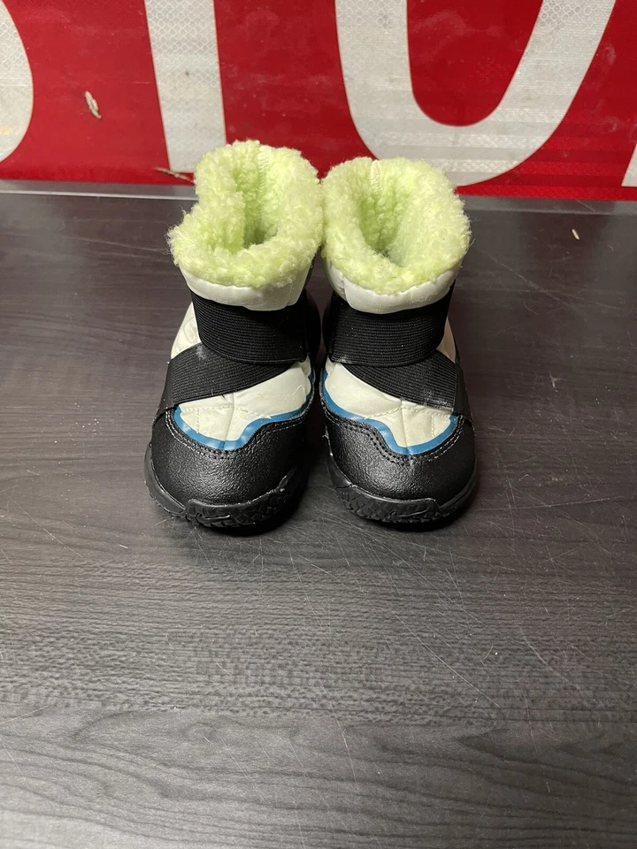 Bota de invierno para niña Nike Flex Advance talla 6 Foto 2 de 4