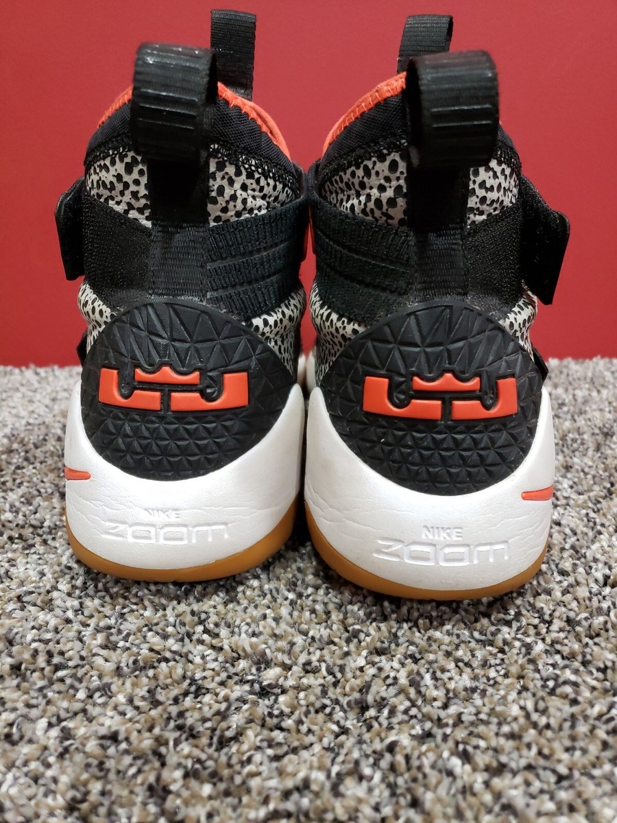 finish line lebron soldier