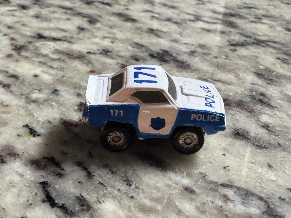 VTG Micro Machines Imposters Ford ‘32 Chopped Custom Hot Rod Police Car Lot - Image 3 of 4