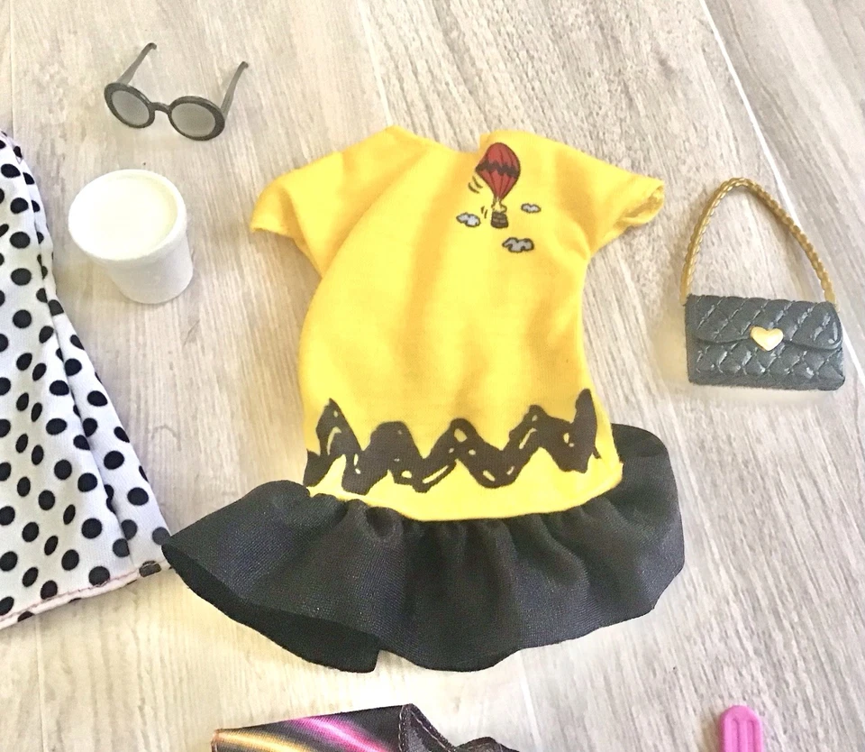 Lote Ropa y Accesorios Muñeca Barbie Surtido Moderno Años 2010 Foto 4 de 4