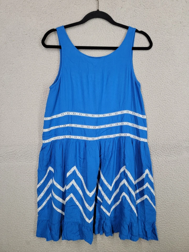 Vestido sin mangas azul Chevron mediano con volantes en capas hasta la rodilla Boho Maxi Resort  Foto 2 de 4