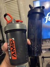 2 blender bottles, 1 28oz classic And One Small