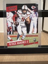 2017 Panini Prestige Rookie Patrick Mahomes II (is Not Mint: Has Corner Wear)